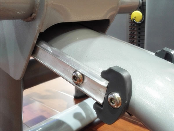 High-strength stainless steel flat